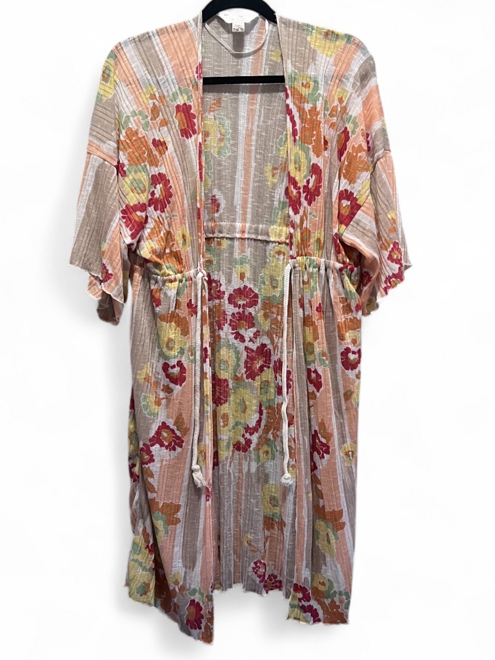 LC Lauren Conrad Floral Pleated Kimono Duster in Peach & Tan